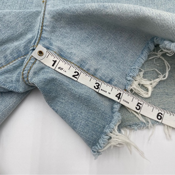 BDG Women’s Size 26 A-Line Short Denim Shorts Light Wash Summer Casual Raw Hem - Picture 10 of 10